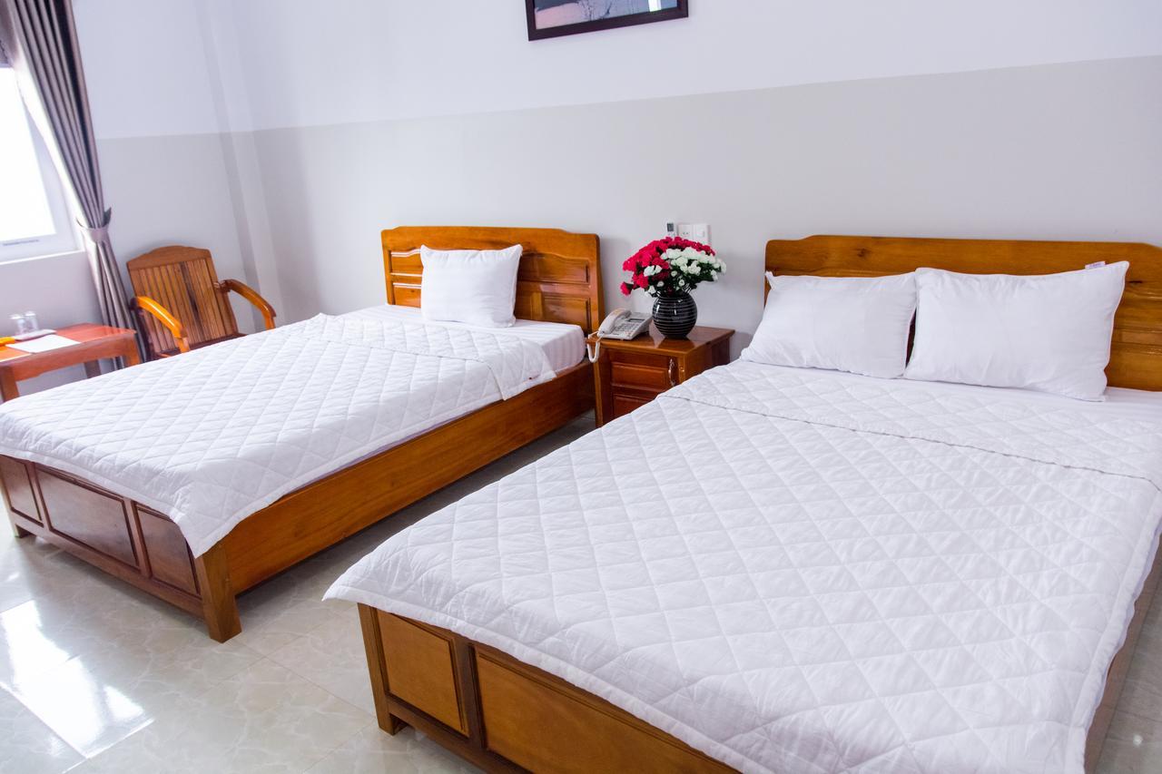 Hoang Thinh Hotel Kon Tum Dış mekan fotoğraf
